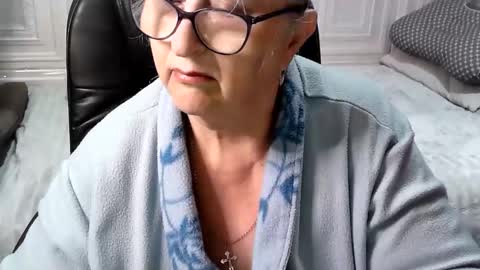 LolkaAlyss online show from May 7, 8:26 pm