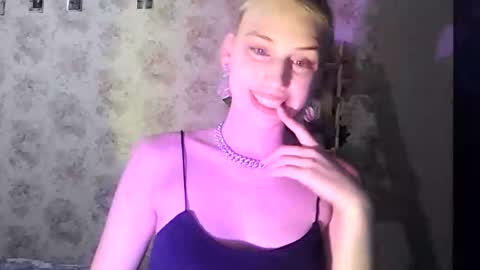 Snapshot of lollalakiss chatting on September 26, 10:01 am LollaLaKiss online show from September 26, 10:01 am