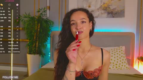 Lolly online show from May 22, 3:52 pm