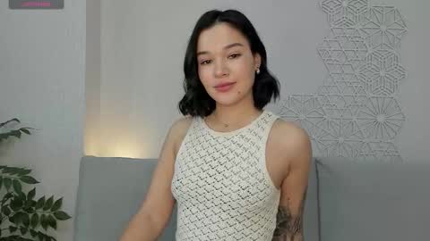 lolly_turner online show from November 18, 4:48 am