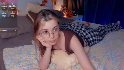 Lona online show from November 13, 8:11 pm