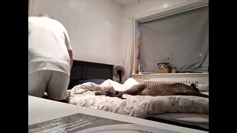 hey you online show from May 27, 3:25 am