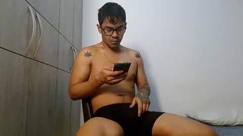 lonelydick2002 online show from September 30, 8:58 am