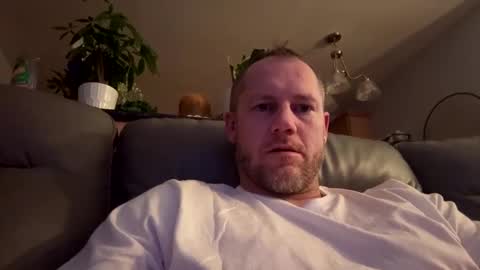 Bradsobad88 online show from March 4, 7:19 am