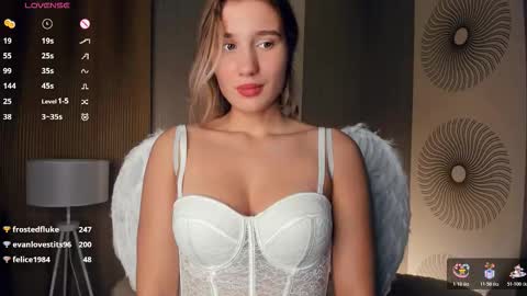 Jina online show from October 31, 8:53 pm