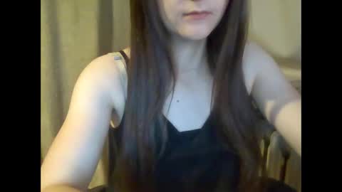 lora23s online show from September 13, 7:05 pm