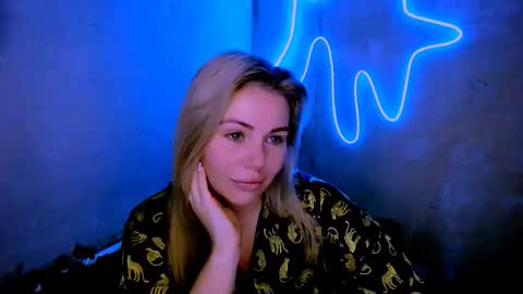 Lora online show from March 12, 2:59 am