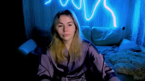 Lora online show from December 19, 4:08 am