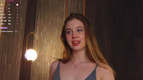 Loraine online show from February 10, 9:04 pm