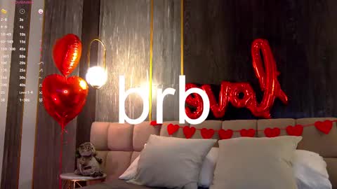 Loraine online show from February 14, 3:58 pm