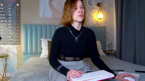 Lora online show from November 22, 5:11 pm