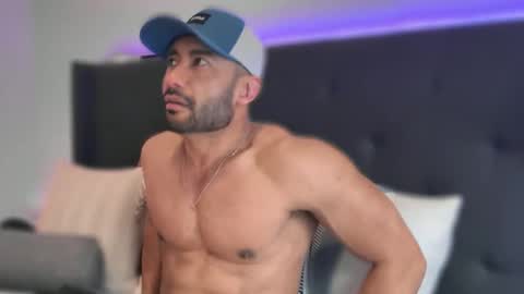 Cale online show from March 5, 4:32 am