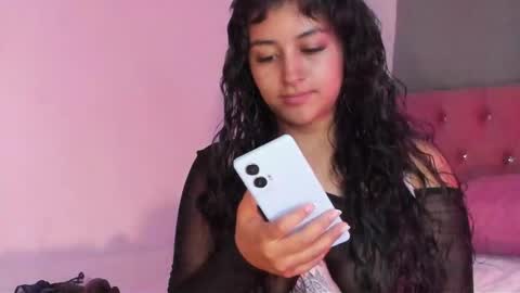 lore_rey online show from January 7, 1:10 am