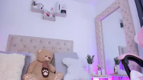 Lorena online show from February 4, 8:29 am