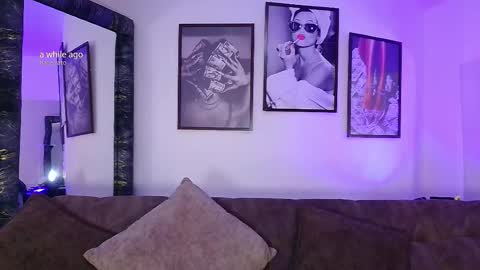 loretahorny online show from January 14, 2:58 pm