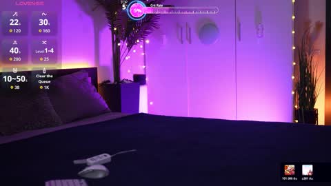 LoretteLorena online show from February 9, 8:22 pm