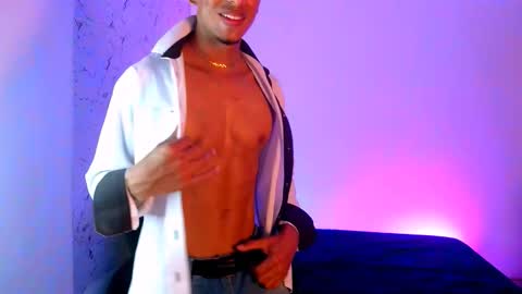 Lorian Vikel  online show from February 22, 10:56 pm