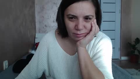 LorraGrey online show from November 24, 7:29 am