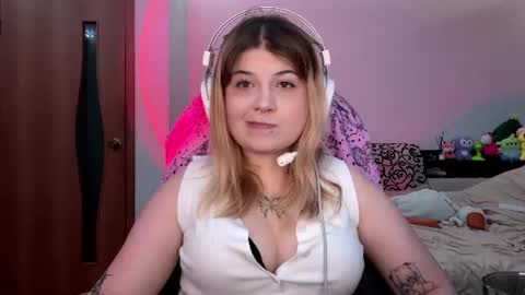 Stasha online show from July 17, 8:49 am