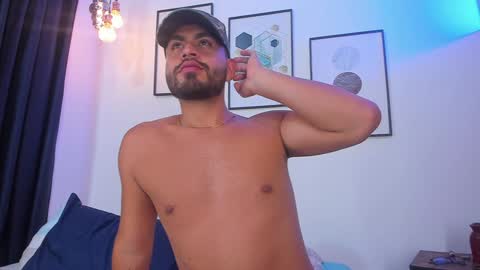 Snapshot of los_juanes chatting on January 9, 10:52 pm JUAN  JUAN online show from January 9, 10:52 pm