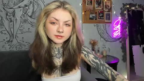 Snapshot of lostallice chatting on January 23, 5:24 am lostallice online show from January 23, 5:24 am