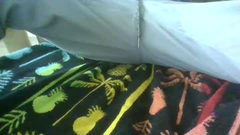Snapshot of loudini_ chatting on October 2, 12:31 am lewyay online show from October 2, 12:31 am
