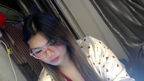 Sweet   online show from March 11, 2:10 am