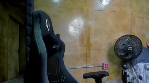 Louis online show from March 11, 10:53 pm