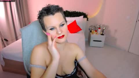 Louisa online show from January 9, 4:01 pm