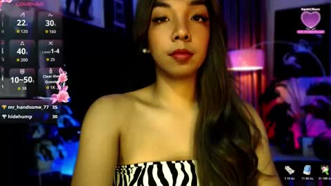 Snapshot of louisassy chatting on October 22, 2:15 am Louisa online show from October 22, 2:15 am