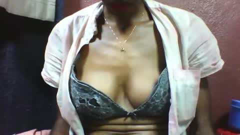 lovaelisa online show from October 26, 11:44 am