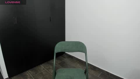 Kristen LoveBerry online show from April 8, 7:28 pm