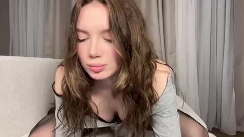 Sofi   online show from April 15, 5:49 pm