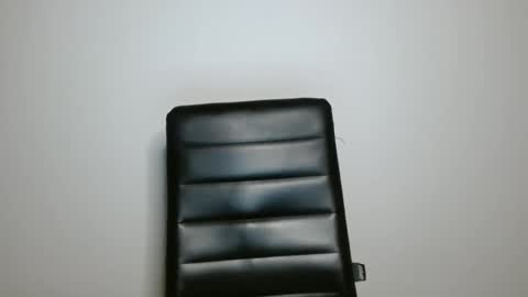 Vivian online show from April 14, 5:27 pm