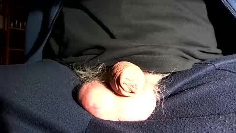 loveboys2025 online show from April 5, 8:39 pm