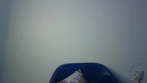 Snapshot of lovecumsluttie chatting on September 14, 8:05 am mila online show from September 14, 8:05 am