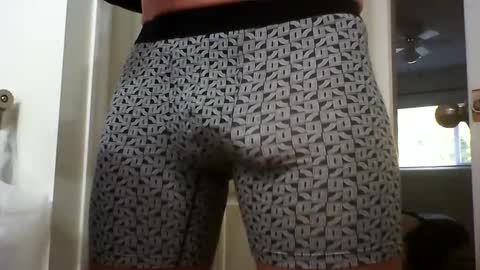 lovehairyone online show from January 20, 6:10 pm