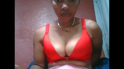 loveinlife750427 online show from November 10, 5:32 am