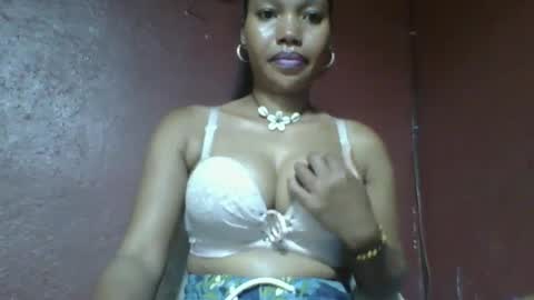 loveinlife750427 online show from March 12, 2:56 pm