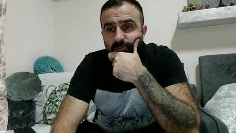 loveivat80 online show from December 22, 5:32 pm