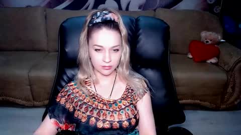 private open online show from January 18, 3:21 pm