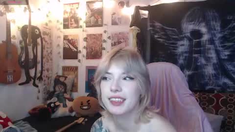 Cassie online show from June 25, 5:04 am