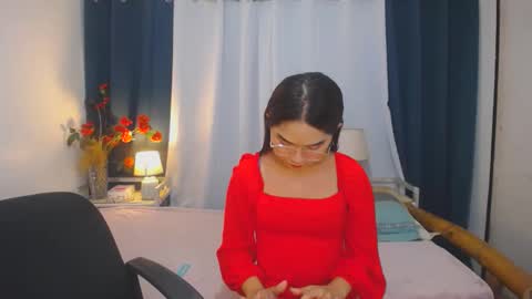 lovely_dianne online show from February 14, 9:24 am