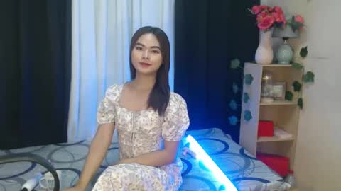 lovely_dianne online show from February 21, 9:56 am