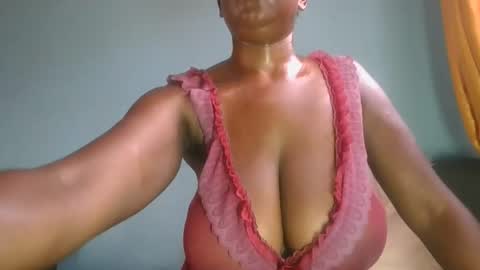 lovely_ebonysweet online show from March 13, 5:22 am