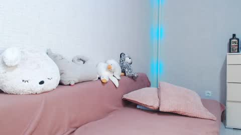 Lovely Hayley online show from April 16, 9:50 pm