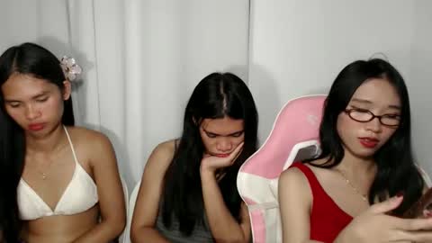 lovely_jasleen online show from April 17, 7:49 pm