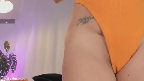    online show from November 24, 10:25 am