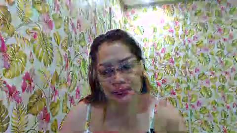 lovelyasiancutie online show from November 25, 9:13 pm