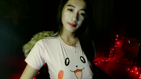 lovelypetite143 online show from March 3, 2:02 pm